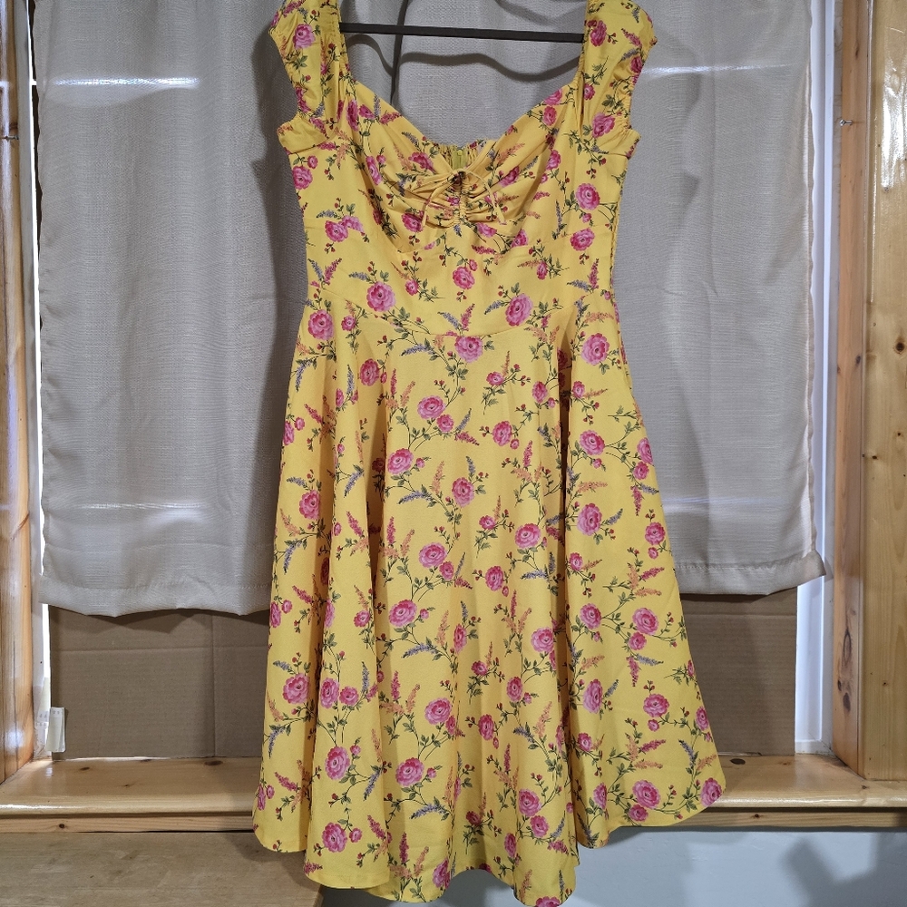 Charming Yellow Floral Dress